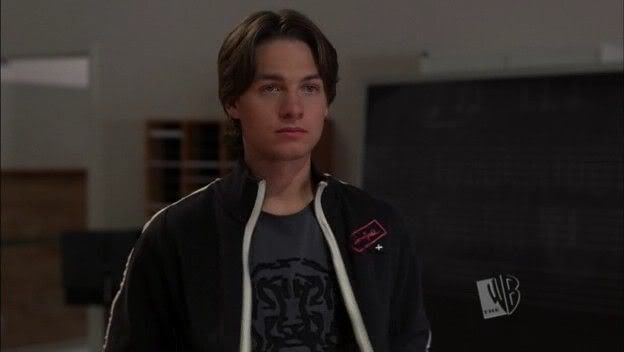 everwood gregory smith. Walk A Mile In This Lipgloss - Everwood, Gregory Smith Picspam