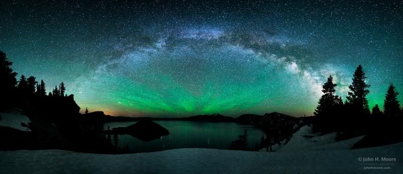 NASA, Crater Lake, airglow, night sky, green sky, glowing sky, Oregon, John H. Moore