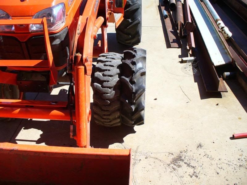tractor002sm.jpg