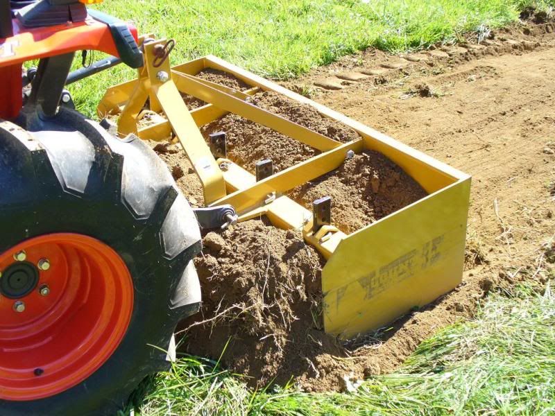 tractor007sm.jpg