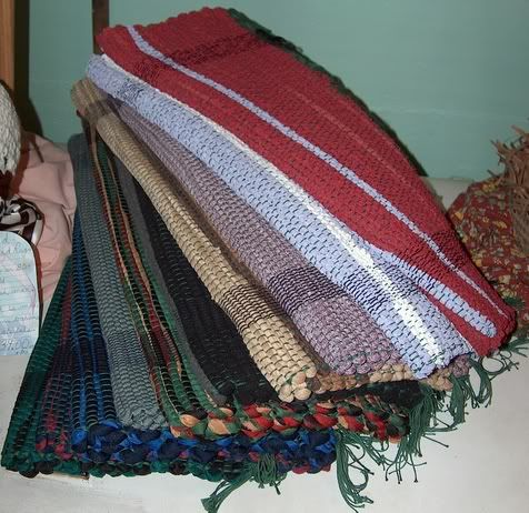 photo of Amish hand-loomed throw rugs to highlight our Local Crafts for sale