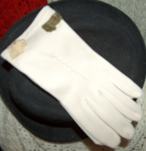 photo of vintage gloves...