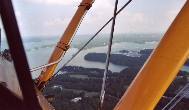 http://i15.photobucket.com/albums/a360/BobR_69/Airplanes/Save0007.jpg