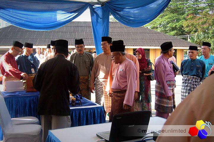 ©2010mknaceunlimited : Klik untuk melihat imej yang lebih besar