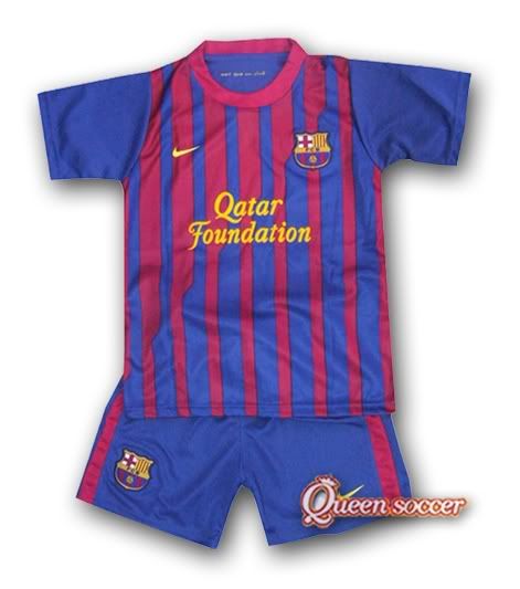 Barcelona soccer kid kit