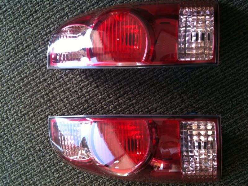 2005 OEM Taillights CLEAN (Tail Lights however you spell it!) Toyota