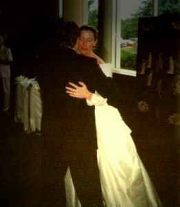 Image hotlink - 'http://i15.photobucket.com/albums/a376/smileywoman/Our%20Wedding/firstdanceM.jpg' Image hotlink - 'http://i15.photobucket.com/albums/a376/smileywoman/Our%20Wedding/firstdanceM.jpg'