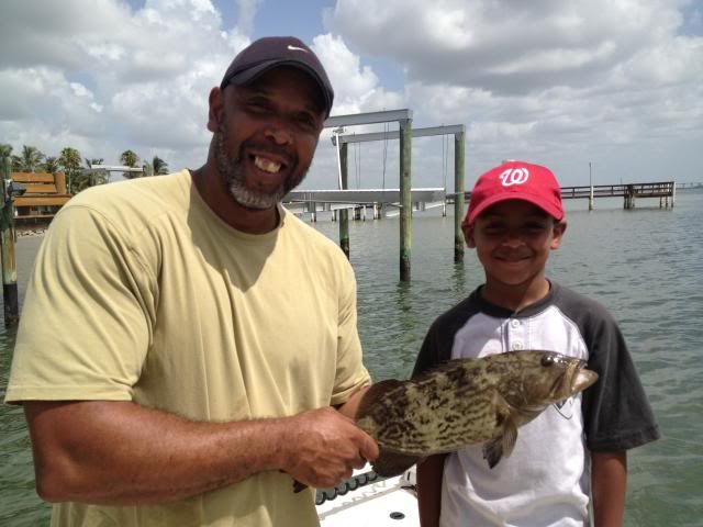 Khalil caught a grouper photo 011_zps2dbfe62a.jpg