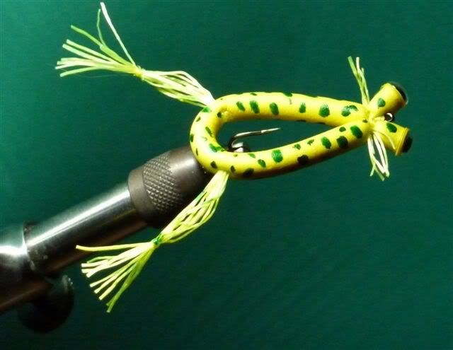 Panther Martin single hook inline spinner. Anyone in the group had  experience with these? Good, bad, or ugly? I use the treble hook version a  lot however I feel like these would