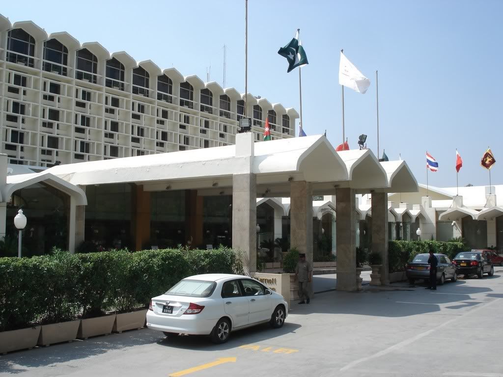 Islamabad-MarriottHotel-Exterior-01.jpg Marriott - Exterior image by Techno-Architect