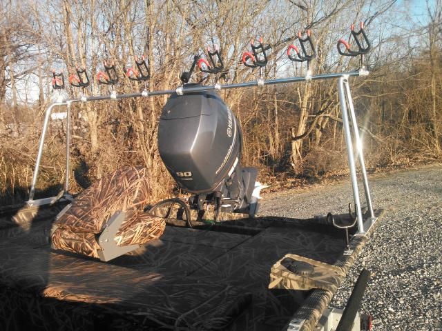 lowe roughneck rod holders