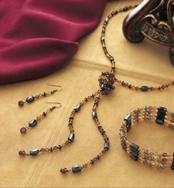 jewelry-AmberMagneticNecklace.jpg