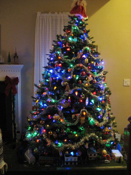 Xmas2016-Tree1_zpsu104nzt6.jpg