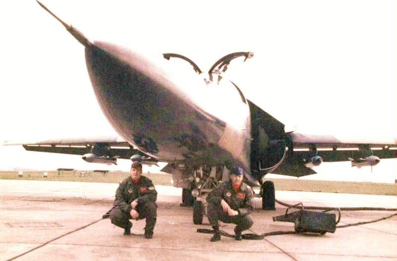 F-111E-Loaded_zps2u9rneic.jpg