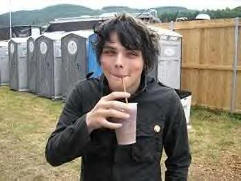 Gerard Way My Chemical Romance Front Man