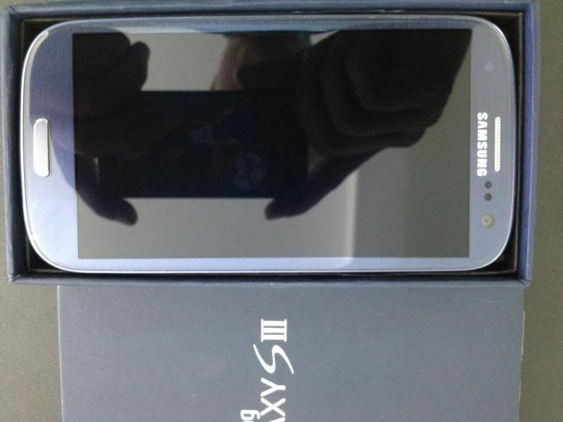 Samsung Galaxy S3 Fullbox máy đẹp long lanh bao zin bao test money back giá cực rẻ