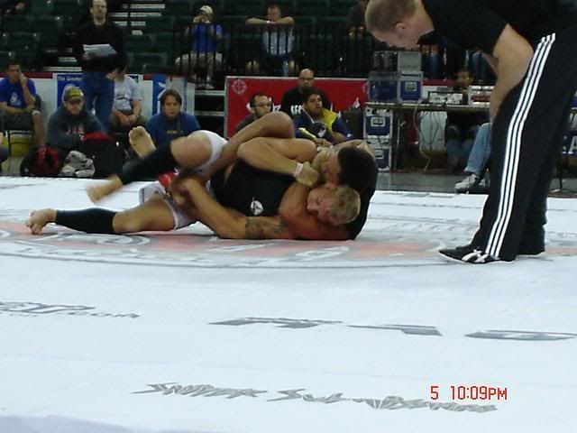 Mike Fowler vs. Saulo Ribeiro