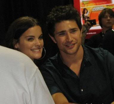 Comic Con 08 Matt Dallas & Jaimie Alexander