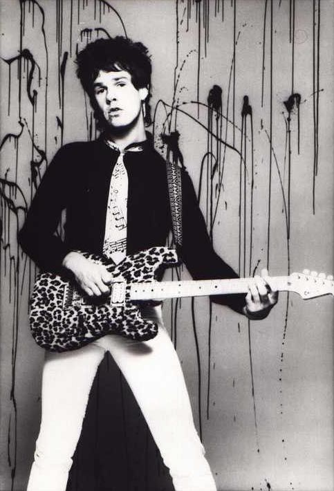 guitars_charvel_leopard.jpg